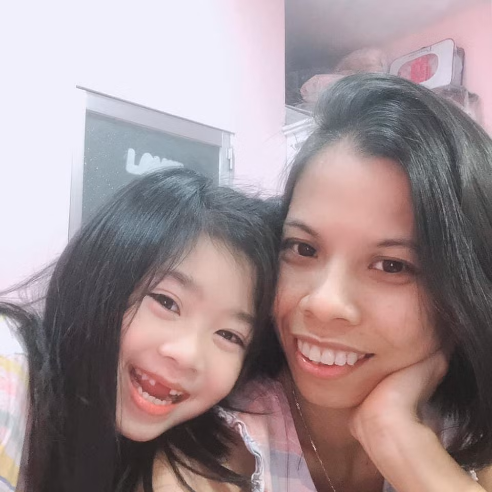 Nguoi cham soc con gai co dien vien Mai Phuong nhiem COVID-19-Hinh-4