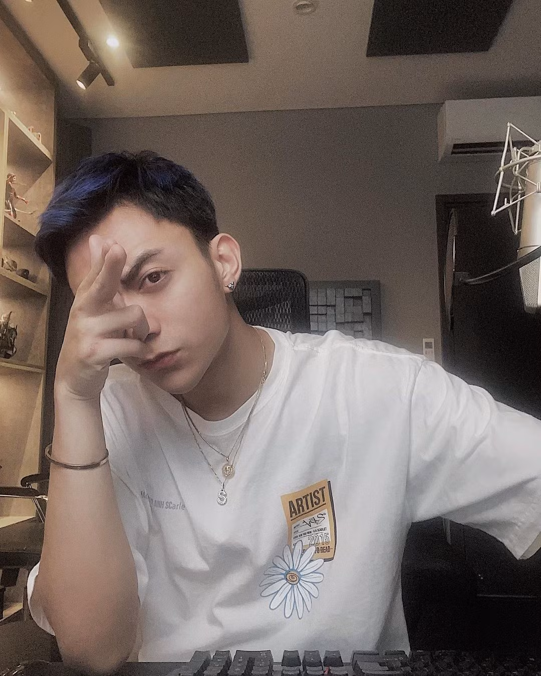 "Không yêu bắn cho phát", Soobin Hoàng Sơn dí dỏm.