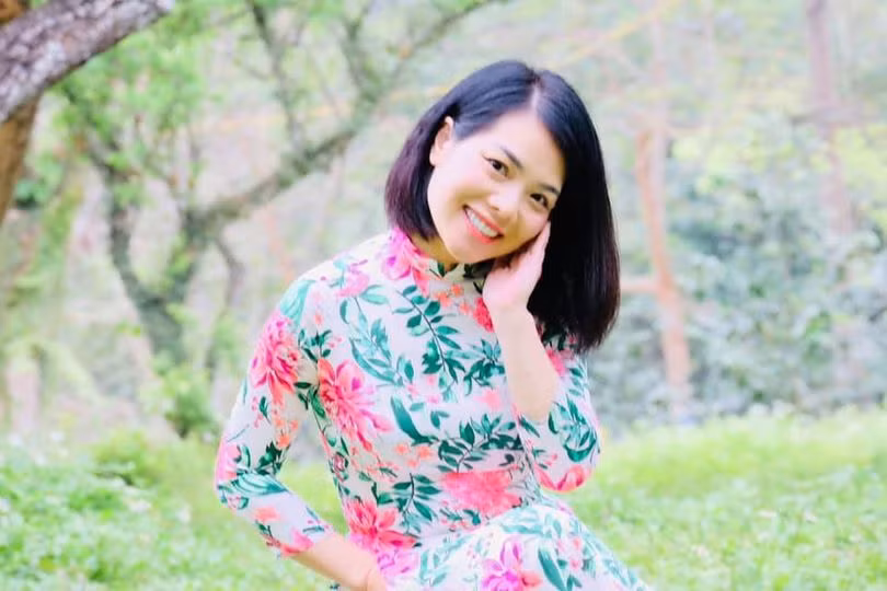 Phút thảnh thơi của MC Bạch Dương.