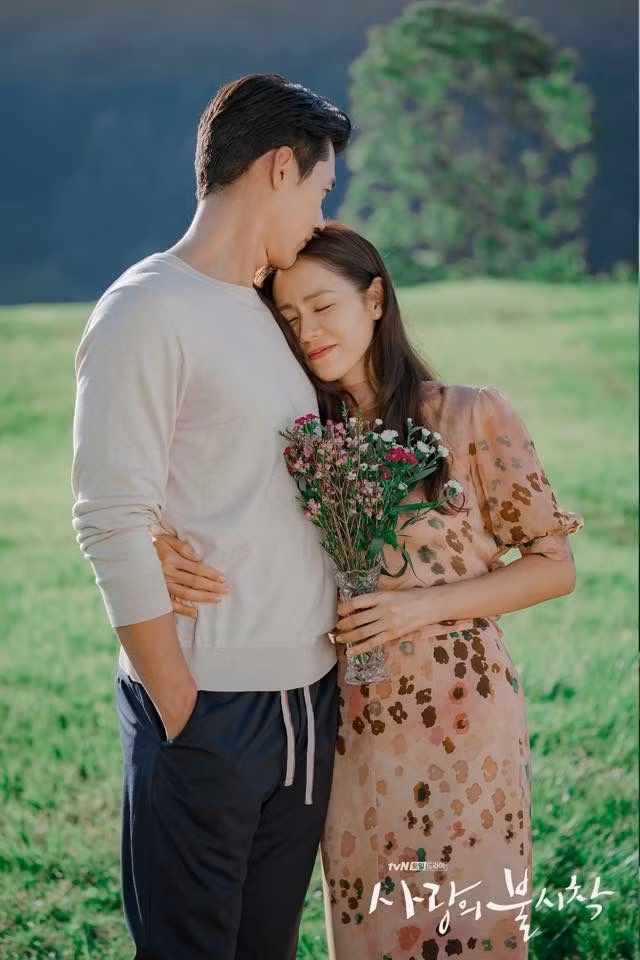 Khoanh khac ngot ngao tu phim den doi cua Hyun Bin - Son Ye Jin-Hinh-10