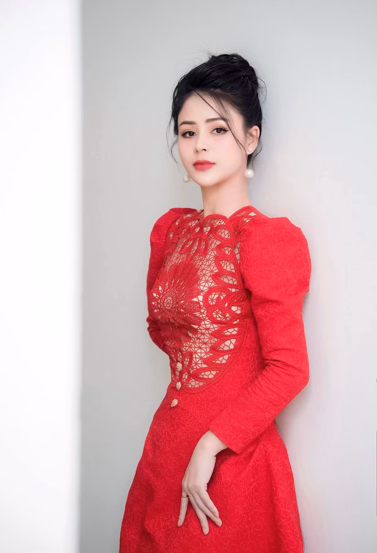 Ổn định về phong cách, gần như Lương Thu Trang không bao giờ mắc lỗi trang phục.