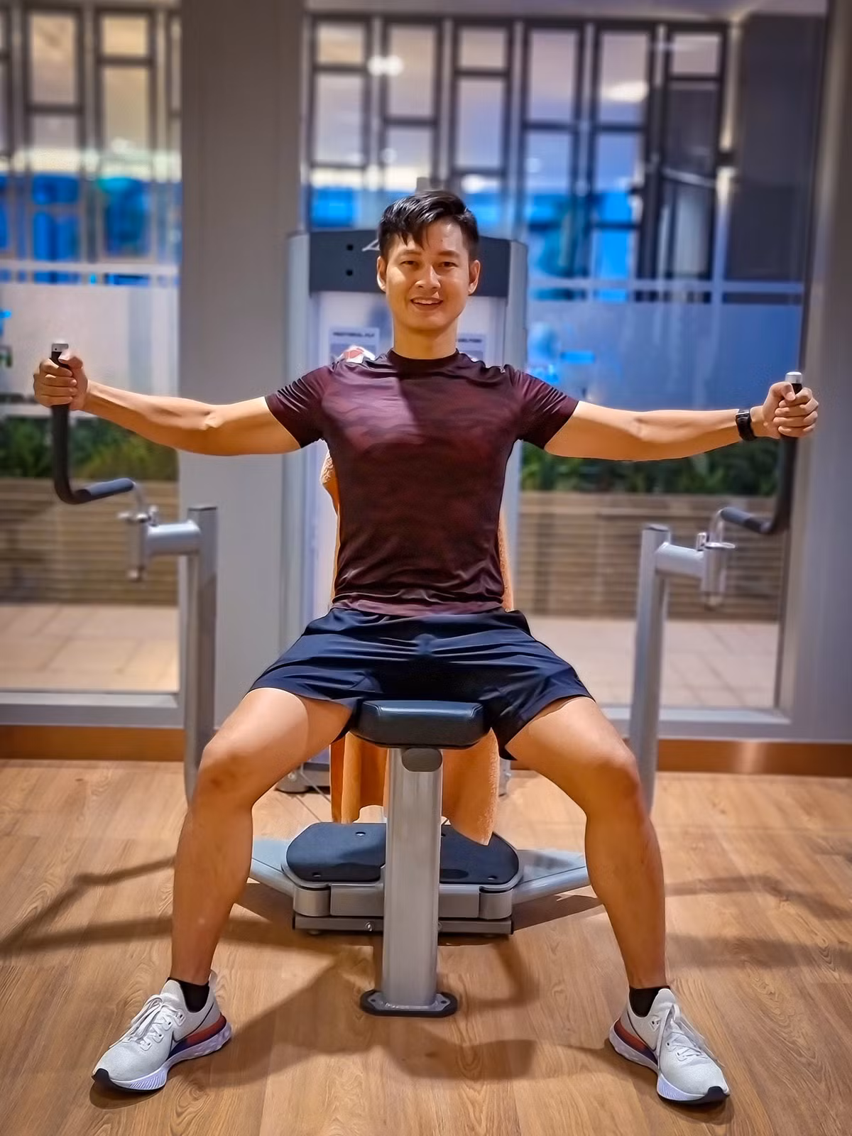 Thân hình vạm vỡ, Đức Tuấn bị khán giả nhận nhầm là HLV gym.