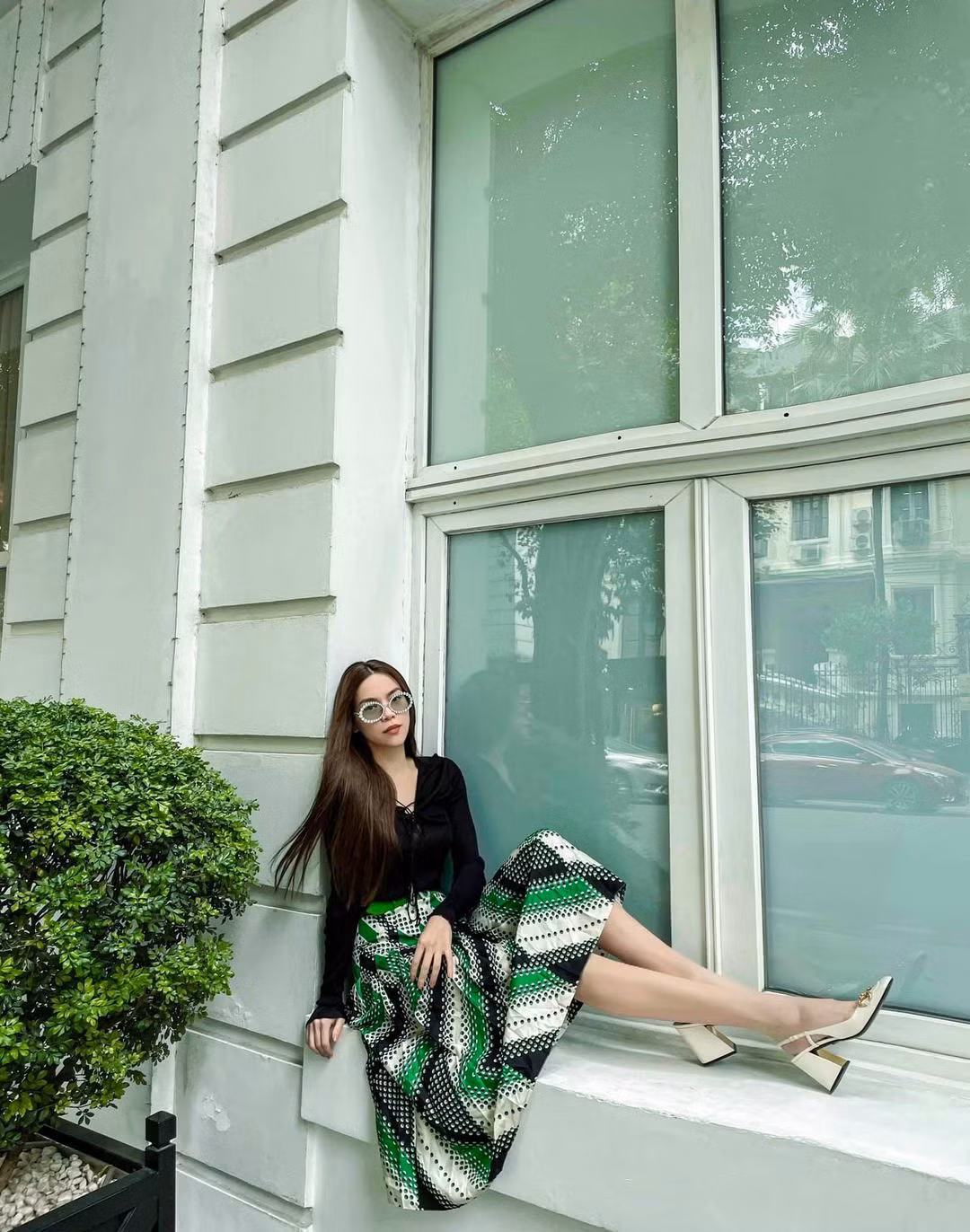 Sao Việt hôm nay 9/1: Hồ Ngọc Hà đăng ảnh xinh đẹp kèm lời nhắn: "Hà Nội luôn vội, dù đang là mùa em thích".