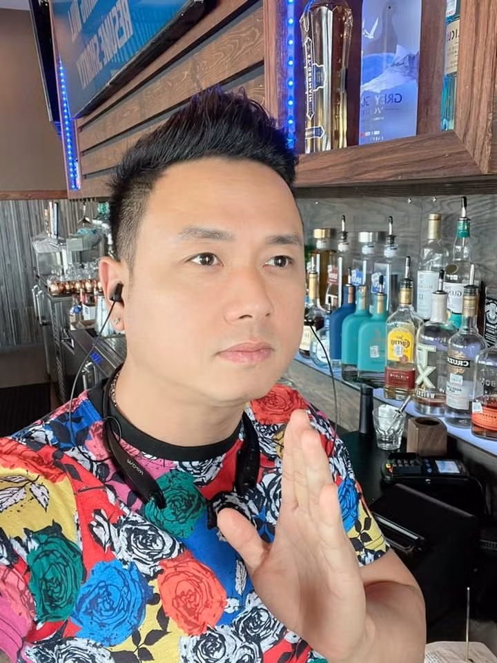Hàn Thái Tú đăng ảnh hài hước.