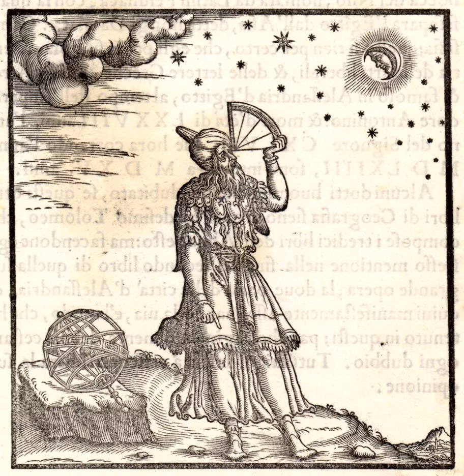  3. Ptolemy không sáng tạo chiêm tinh học. Ptolemy không phải là người phát minh ra chiêm tinh học; ông chỉ hệ thống hóa và hợp lý hóa kiến thức từ các nền văn minh trước đó như Babylon và Hy Lạp. Ảnh: Pinterest.