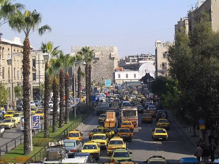  Sự đa dạng văn hóa: Damascus đã chứng kiến sự giao thoa văn hóa giữa các nền văn minh khác nhau, bao gồm Ả Rập, Byzantine, và La Mã, qua đó tạo ra một bức tranh văn hóa phong phú và đa dạng. Ảnh: Pinterest.