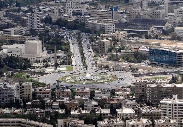  Trung tâm học thuật: Trong suốt lịch sử, Damascus đã là một trung tâm học thuật nổi tiếng, đặc biệt trong thời kỳ Hồi giáo, khi các trường học, thư viện, và các học giả của thế giới Hồi giáo tập trung ở đây. Ảnh: Pinterest.