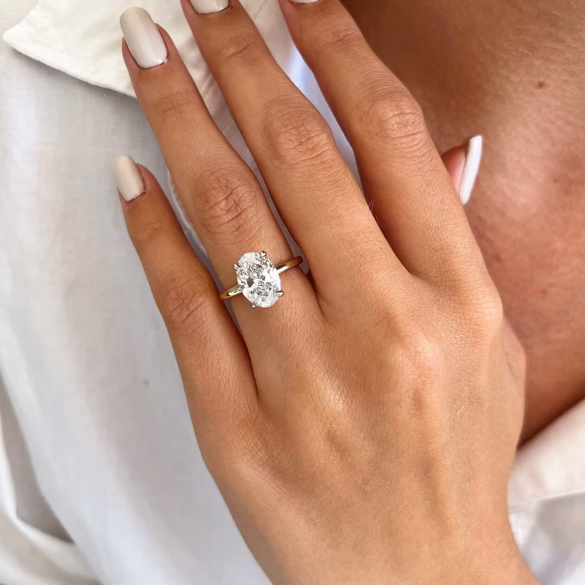  Truyền thuyết lâu đời: Kim cương từng được coi là bùa hộ mệnh chống lại ma quỷ và bệnh tật trong nhiều nền văn hóa cổ đại, đặc biệt là ở Ấn Độ. Ảnh: Pinterest.
