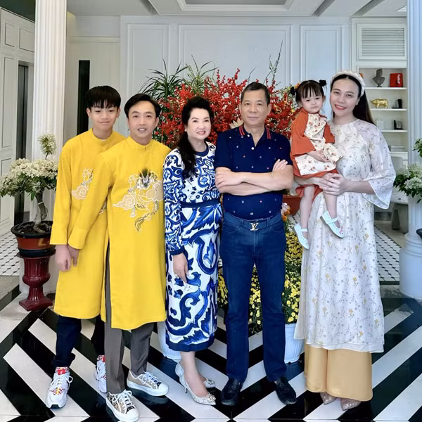 Than the quyen luc cua me chong Dam Thu Trang-Hinh-8