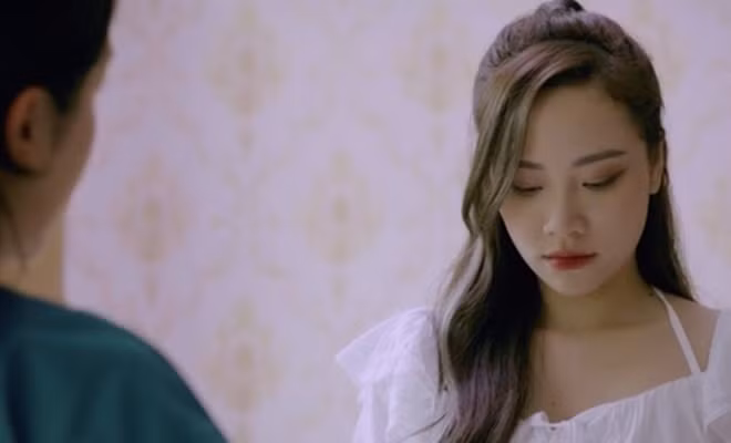 Cô sinh viên nổi tiếng sau 1 cái tát trên sóng giờ vàng của VTV - Hình 2 Co sinh vien noi tieng sau 1 cai tat tren song gio vang cua VTV-Hinh-2
