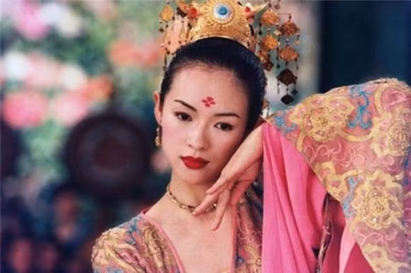 Canh 'nhay cam' cay dang nhat cua Chuong Tu Di voi Luu Duc Hoa