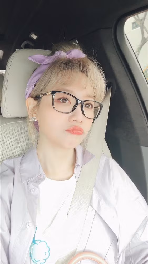 Anh Hari Won tre dep nhu gai 18 bi boc tran su that-Hinh-17