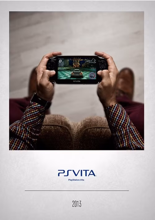 PS Vita là sản phẩm máy chơi game cạnh tranh với Nintendo 3DS rất thành công, mang dáng dấp của PSP, là sản phẩm hitech nổi lên năm 2013.