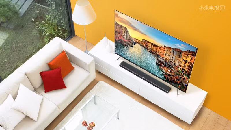 Hai thiết bị sẽ được kết nối với nhau thông qua cổng Mi Port, hỗ trợ truyền tải âm thanh và hình ảnh cùng lúc.Điều này giúp tinh giản thiết kế và tạo sự gọn nhẹ, điểm ấn tượng nhất trên Mi TV 3.