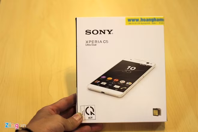 Đập hộp Sony Xperia C5 Ultra giá 7,8 triệu đồng ở VN