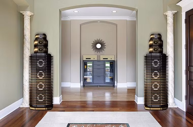  Moon Audio Opulence - Giá 1,1 triệu bảng Anh (khoảng 36 tỷ đồng). Nhà sản xuất chỉ chế tác giới hạn 10 cặp để phục vụ cho những người yêu âm thanh giàu có.