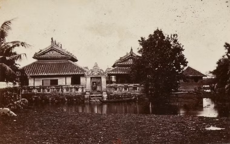 Miếu Phù Châu trên sông Vàm Thuật, vùng Gò Vắp.