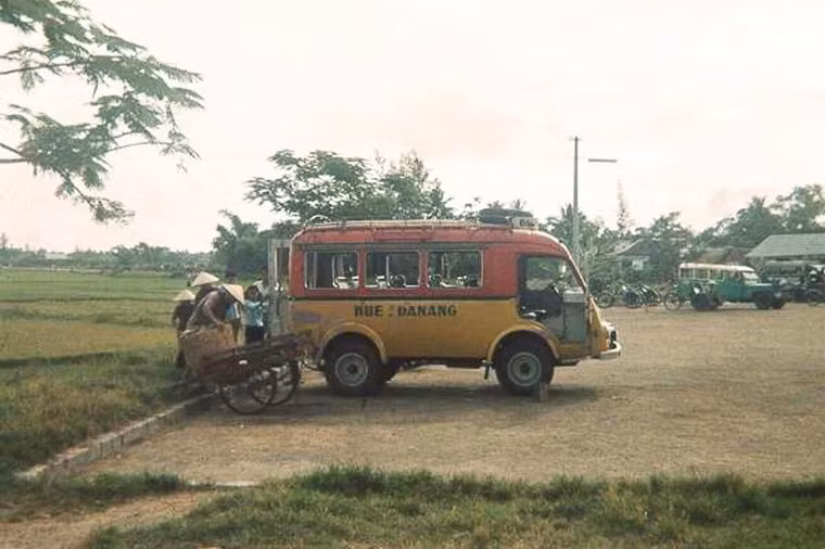 Bến xe ở Huế.