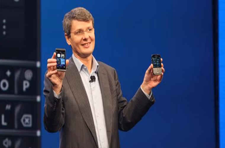 BlackBerry lại bị kiện. Những cổ đông của BlackBerry đang kiện công ty này do những tuyên bố lựa dối và khiến người khác nhầm tưởng về tình hình tài chính cũng như triển vọng của Blackberry 10.