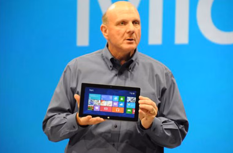 Microsoft Surface được bán hết? Nhiều người tỏ ra nghi ngờ về tuyên bố của Microsoft rằng họ đã bán hết Surface.