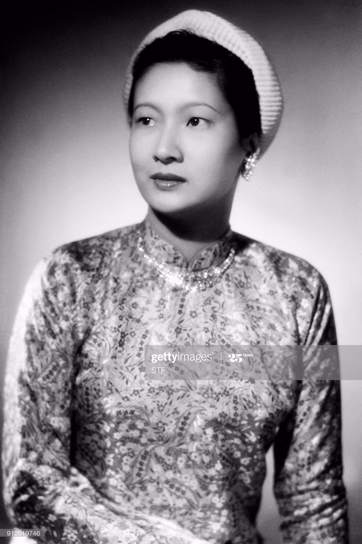Chân dung Nam Phương Hoàng hậu năm 1940.