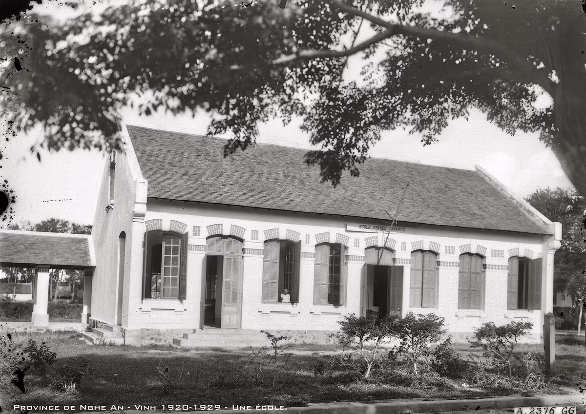 Trường Pháp - An Nam ở Vinh xưa.