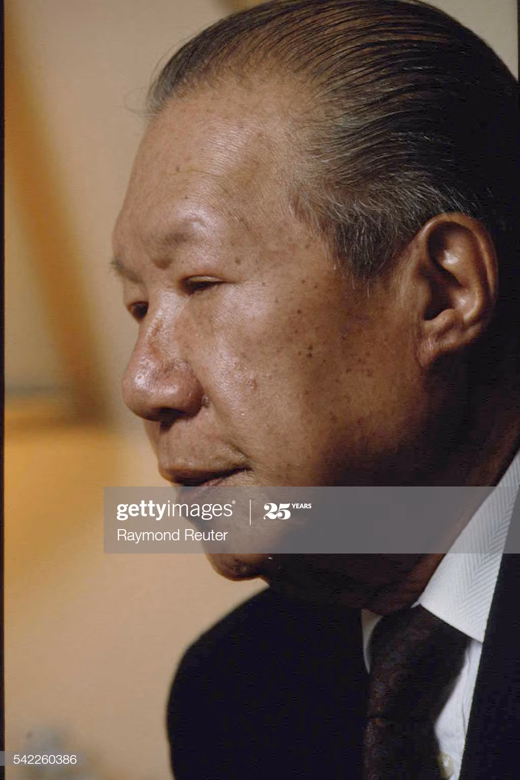 Đám tang Bảo Đại được tổ chức vào lúc 11h ngày 6/8/1997 tại nhà thờ Saint-Pierre de Chaillot số 35 đại lộ Marceau và linh cữu được mai táng tại Nghĩa trang Passy trên đồi Trocadéro. Ông là vị vua thọ nhất của nhà Nguyễn, và cũng là một cựu hoàng đế sống thọ nhất trên thế giới thời hiện đại.