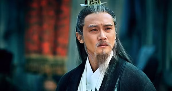 Gia Cat Luong nhin nguoi qua 7 cach nay