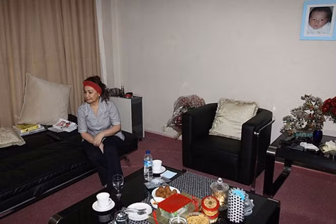 Nhà tù nữ Pondok Bambu, Indonesia: Chủ yếu giam tội phạm liên quan đến ma túy, một trong số ít các nhà tù có phòng khám methadone giúp người từng dùng ma túy đá từ bỏ được thói quen. Để vượt qua thời gian này, tù nhân dự các lớp học làm trang sức hoặc đến mỹ viện (với chi phí được tính riêng). Các buổi karaoke đêm cũng thường xuyên được tổ chức. Nhà tù này tập trung phục hồi chức năng cho người nghiện với hy vọng giảm tỷ lệ nhiễm HIV trong số người dùng ma túy tại Indonesia.