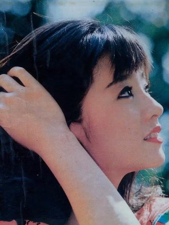Năm 1993, Mỹ Duyên được Lê Hoàng mời đóng vai chính trong phim "Trái Tim Chó Sói" cùng diễn viên Lê Công Tuấn Anh. Thành công liên tục đến với nữ diễn viên sau đó. Gặt hái lớn nhất của chị là vai diễn Lan Hương trong phim "Tình Nhỏ Làm Sao Quên".