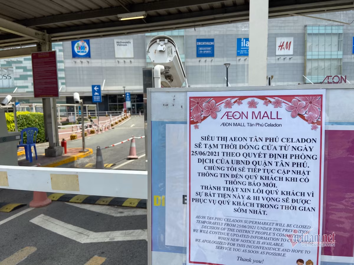 Sieu thi lon nhat TP.HCM dong cua vi lien quan ca nghi nhiem COVID-19-Hinh-3
