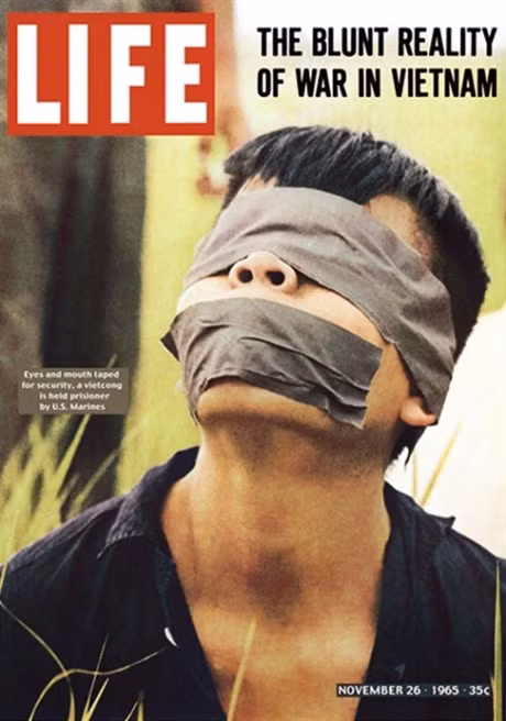 "Thực tế phũ phàng của cuộc chiến ở Việt Nam". Số ra ngày 26-11-1965.