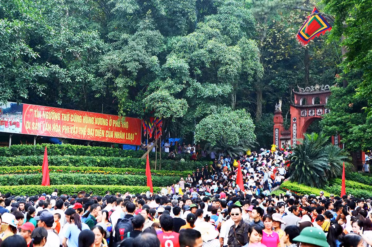 Tam voc toan cau cua tin nguong tho cung Hung Vuong
