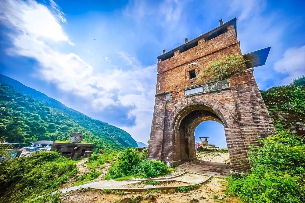 Hai Van Quan - Thien ha de nhat hung quan