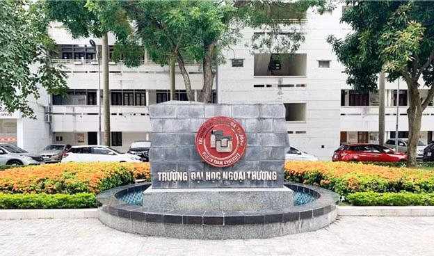 Diem chuan Truong Dai hoc Ngoai thuong tang nhe so voi nam 2023