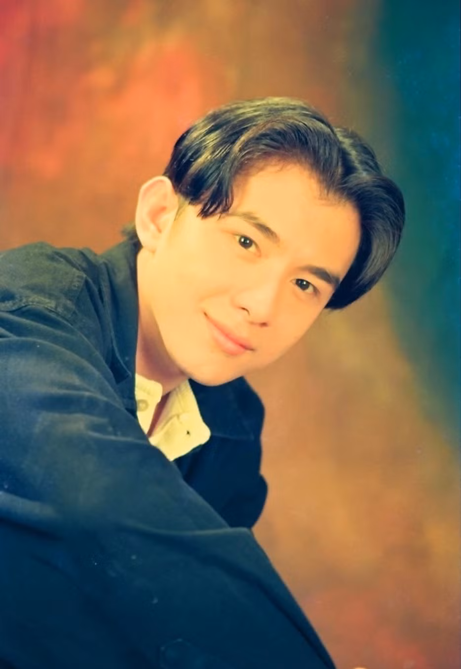 Ca si dien trai lang nhac Viet: Hon nhan do vo, ngai yeu o tuoi U50