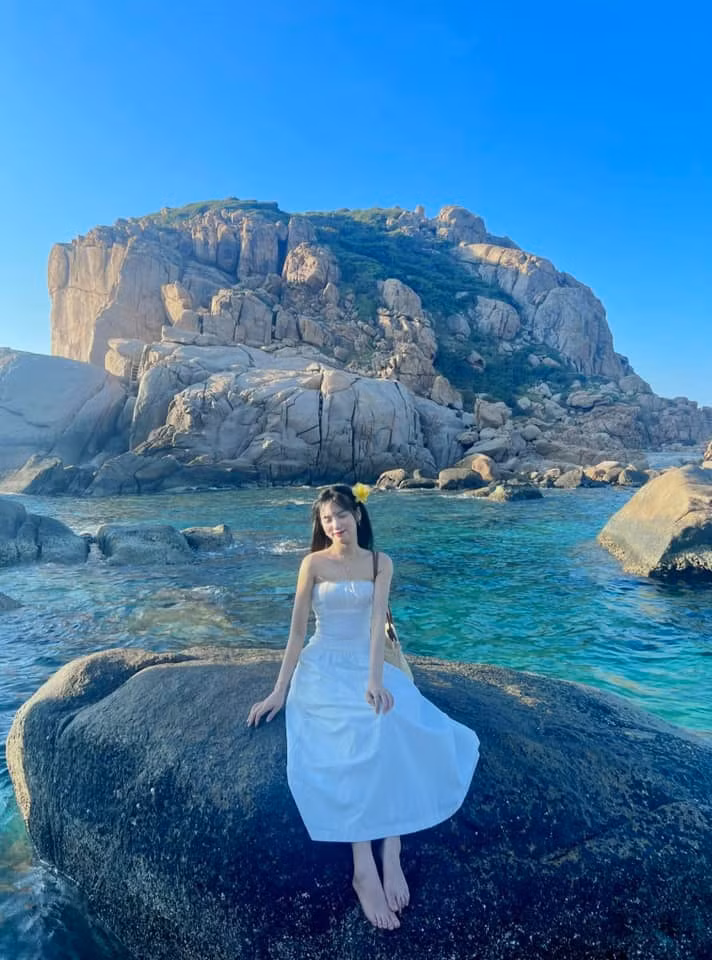 Ve dep say long cua Ninh Thuan: Bai da 