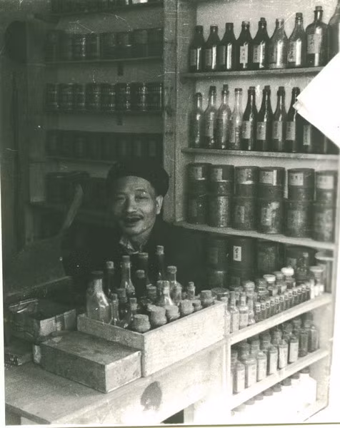 Cửa hàng thuốc gia truyền.
