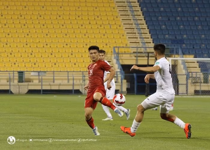 Vi sao HLV Troussier can ne Thai Lan o vong bang SEA Games 32?