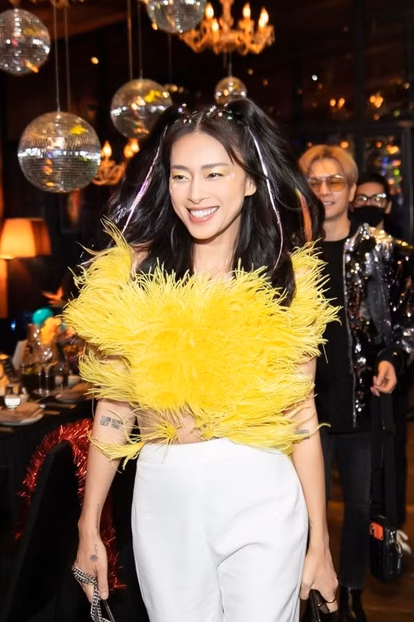 So kè gu thời trang của 3 mỹ nhân Việt chuẩn bị lên xe hoa - Hình 4 So ke gu thoi trang cua 3 my nhan Viet chuan bi len xe hoa-Hinh-4