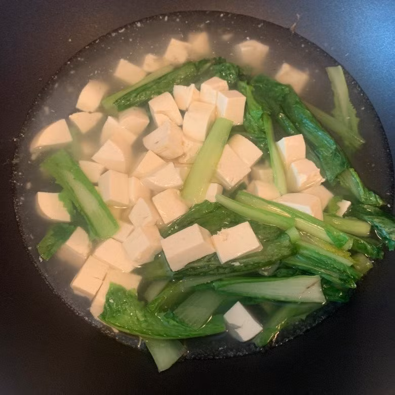 Cach moi nau canh rau cai voi tom vua ngon lai la mieng-Hinh-3