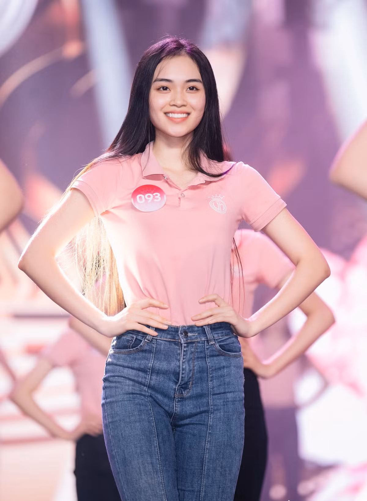 Hoa hậu Việt Nam là cuộc thi sắc đẹp đầu tiên Phương Anh tham gia. Cô gái 20 tuổi ghi danh tại cuộc thi vì muốn hiện thực hóa ước mơ của mẹ. Cô chia sẻ mẹ mình thần tượng Hoa hậu Bùi Bích Phương và mong muốn con gái thi nhan sắc từ ngày bé.