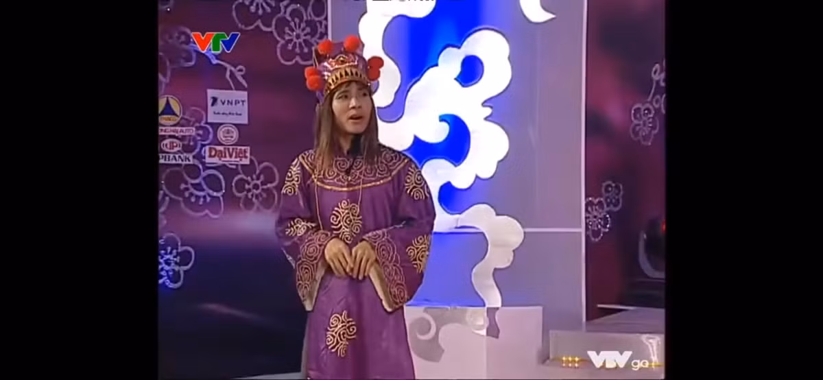 Nhan sắc Bắc Đẩu - NSND Công Lý trong suốt 20 năm Táo Quân lên sóng - Hình 5 Nhan sac Bac Dau - NSND Cong Ly trong suot 20 nam Tao Quan len song-Hinh-5