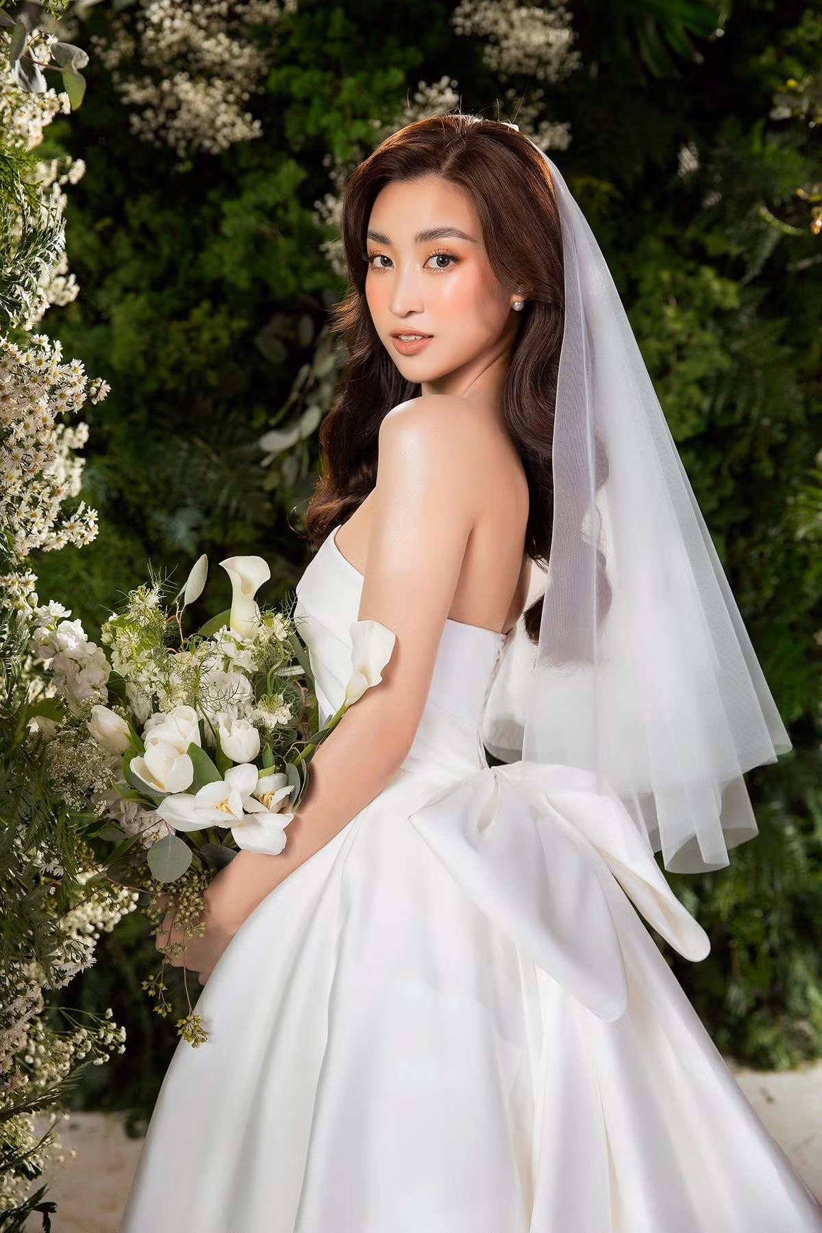 Hoa hau Do My Linh sinh con gai-Hinh-2