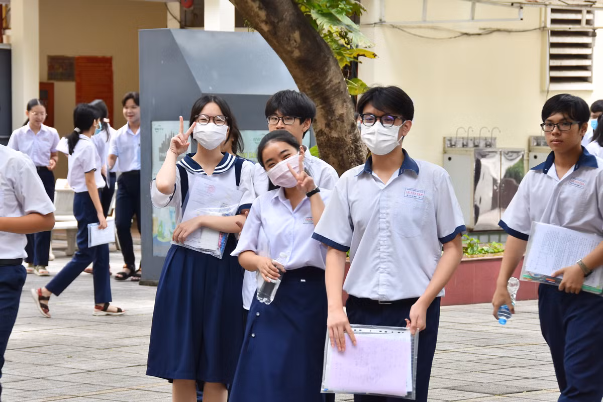 TP HCM: Ket thuc thi lop 10, diem chuan du kien tang nhe