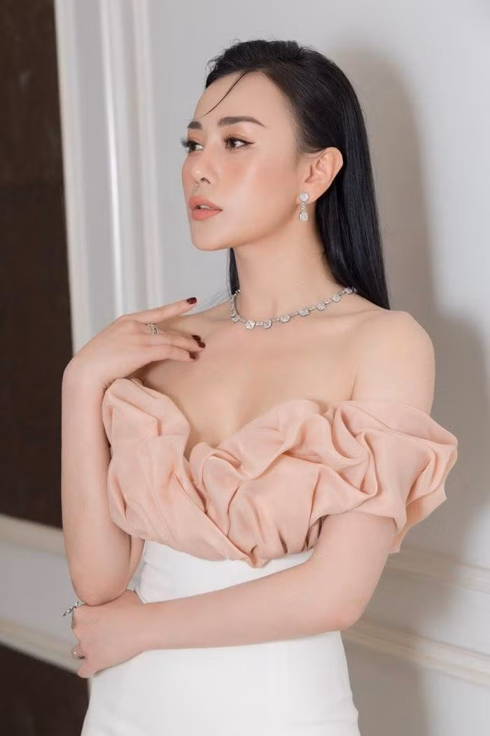 Phuong Oanh bat khoc vi gia dinh bi nguyen rua-Hinh-3