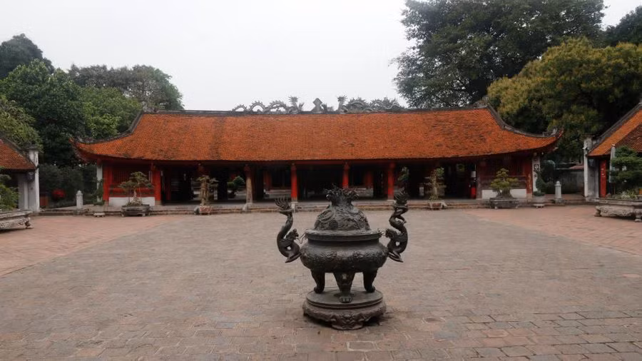 Giai thoai cham thi cho nguoi nha cua vi Hoang giap cuoi bo