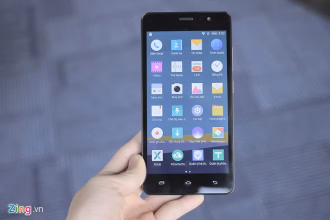Máy được trang bị màn hình IPS 5,5 inch, hộ phân giải HD. Hote Note chạy hệ điều hành Android 5.1 trên nền tảng chip Mediatek lõi 8, tốc độ 1,4 GHz, RAM 2 GB, bộ nhớ trong 16 GB, pin 4.000 mAh.