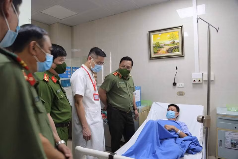 Xu ly nghiem vu “giat” Dai uy cong an nga gay xuong