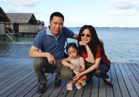 Fan soc khi Trieu Vy xuat hien gia nua sau hon 2 nam bi phong sat-Hinh-3